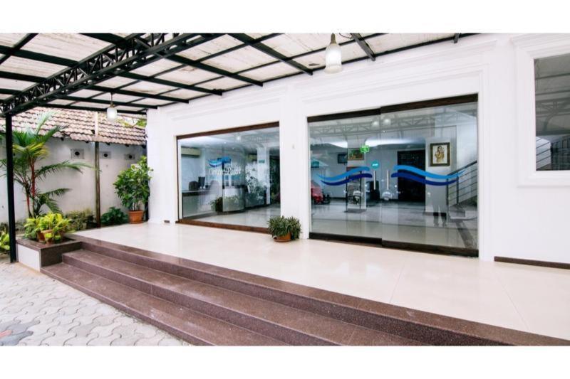 Hotel Centre Point Kochi Exterior foto