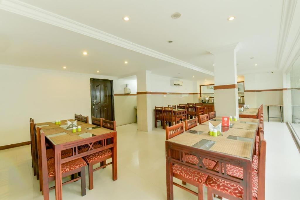 Hotel Centre Point Kochi Exterior foto
